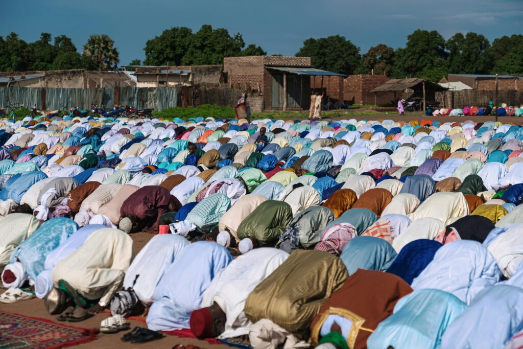 pexels-faruktokluoglu-17527849 namaz ,salat , islam , islam me namaz